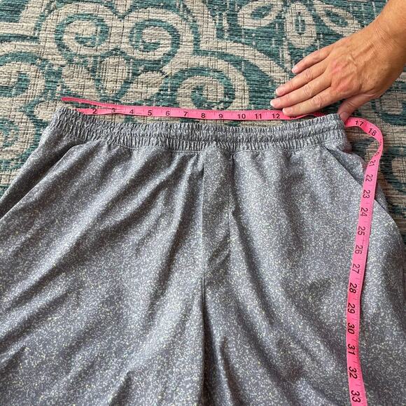 Lululemon Men's Pace Breaker Shorts 9'' Lined Speckle Gray Running - Picture 7 of 9